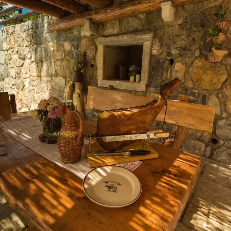 Pleasant Chalet In With Private Pool * Bruvno